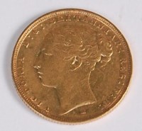 Lot 136 - Great Britain, 1883 gold full sovereign, Queen...