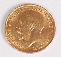 Lot 151 - Great Britain, 1914 gold full sovereign,...
