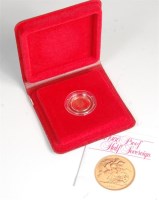 Lot 171 - Great Britain, cased 1980 gold half sovereign,...