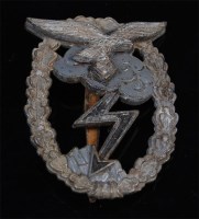 Lot 362 - A German Luftwaffe Ground Assault badge.