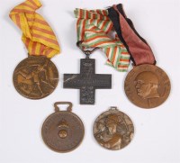 Lot 425 - A collection of Fascist Italian medals to...