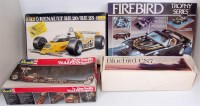 Lot 1549 - 11 assorted plastic kit vehicles, various...