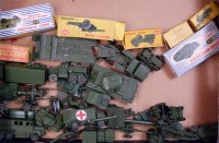 Lot 1998 - Mixed playworn and part boxed military Dinky...