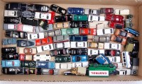 Lot 2569 - 2 trays of mixed 1/72 and 1/76 scale loose...