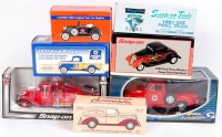 Lot 2589 - 7 assorted 1/18th, 1/24th and 1/25th scale...
