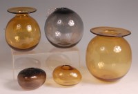 Lot 99 - A collection of contemporary studio glassware...