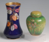 Lot 19 - A 1930s Crown Devon Fielding's lustre pottery...