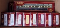 Lot 944 - GMR Airfix GWR centenary brake 3rd coach...