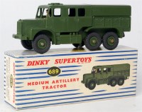 Lot 1901 - Dinky Toys. 689 medium artillery tractor,...