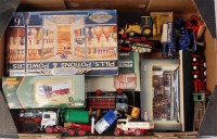 Lot 2548 - A quantity of modern issue diecasts to include...