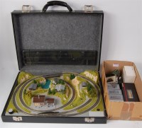 Lot 1023 - A small Z gauge layout contained in small...