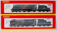 Lot 1033 - A Hornby R2218 BR green 'Wilton' engine and...