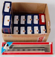 Lot 949 - 11 Bachmann and a Dapol wagons (NM-BNM), and a...