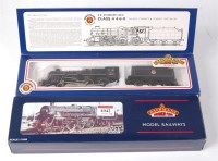 Lot 1042 - Bachmann 32-507 standard class 5MT, BR black...