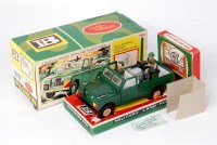 Lot 1293 - Britains, 9777 military Land Rover, 1/32nd...