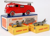 Lot 1915 - Dinky Toy boxed group to include; No.555 fire...