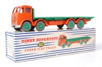 Lot 1977 - Dinky Toys, 902 Foden flat truck, 2nd type cab,...