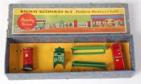 Lot 316 - Hornby 1927-31 No. 3 railway accessories set,...