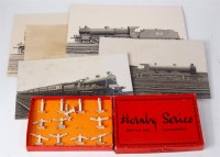 Lot 334 - Hornby 1928-30 Railway Accessories No. 5...