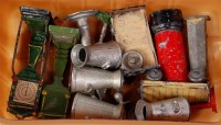 Lot 359 - 13 gauge 1 platform accessories, including...
