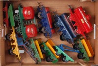 Lot 381 - A small tray of 10 Hornby wagons including...