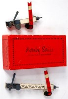 Lot 415 - Hornby 1927-8 signals for footbridge with grey-...