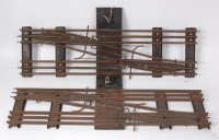 Lot 438 - 2x Hornby RH 2' radius electric crossovers, as...