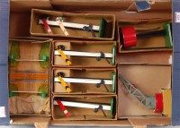 Lot 475 - A large tray of boxed postwar Hornby...