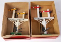 Lot 476 - Hornby 1954-69 No. 2 home junction signal with...