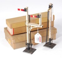 Lot 552 - Bassett-Lowke RH Home bracket signal 6220/0...