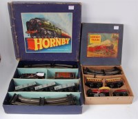 Lot 579 - Hornby 1954-58 No. 40 goods set box containing...