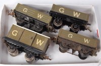 Lot 523 - 4x Hornby prewar GW wagons including 1926-7 No....