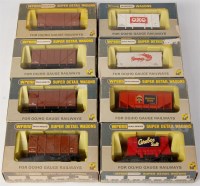 Lot 621 - 8 boxed Wrenn Railways wagons 3x W4318X,...