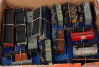 Lot 631 - 13 Hornby Dublo 3-rail wagons in blue/striped...