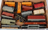 Lot 634 - 16 Hornby Dublo 2-rail wagons (F-G)