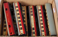 Lot 644 - 7 Hornby Dublo maroon and cream coaches 2 & 3...