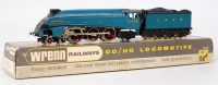 Lot 661 - A Wrenn W2210 LNER blue 'Mallard' engine and...