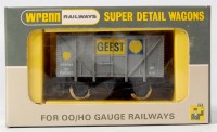 Lot 671 - A Wrenn W5007 'Geest' grey banana van, only...