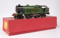Lot 553 - Hornby 1936-41 darker green LNER E220 20v AC...