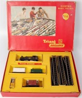 Lot 768 - A Triang R3R train set containing 0-6-0 tank...