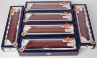 Lot 788 - 6 Bachmann BR Mk1 crimson suburban coaches 3x...