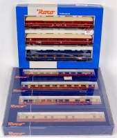 Lot 822 - Roco H0 44132 and 45906 'Trans Europ Express'...