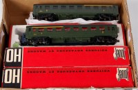 Lot 830 - 2 Jouef 5600 CIWL restaurant cars and 5620...