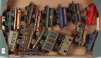Lot 568 - A large tray of 15 assorted prewar Hornby...