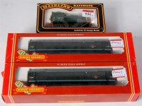 Lot 844 - 2 Hornby R878 BR green class 25 diesel...