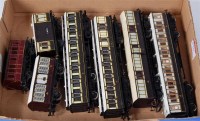 Lot 894 - Rake of 7 kit built and proprietary coaches by...