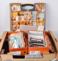 Lot 905 - 2 trays containing a quantity of part made...