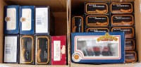Lot 998 - 20 boxed Mainline & Bachmann wagons (G-BG)