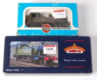 Lot 1058 - A Bachmann 32-125 BR lined green 45XX prairie...