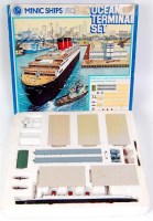 Lot 1210 - Tri-ang Minic, 1:1200 scale, M902 ocean...